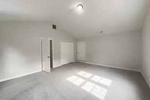 12213 Freemont Ln, Raleigh, NC 27613 - Photo 14