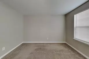 6800 Lakinsville Ln, Raleigh, NC 27610 - Photo 8