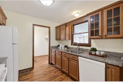 637 Yates Place, Zebulon, NC 27597 - Photo 6