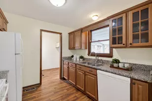 637 Yates Pl, Zebulon, NC 27597 - Photo 6