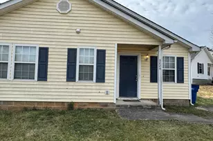 2825 Midway Park Ct, Raleigh, NC 27610 - Photo 2