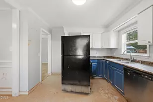 312 Omega Rd, Durham, NC 27712 - Photo 6