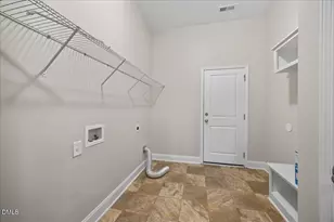 7601 Oakberry Dr, Raleigh, NC 27616 - Photo 20