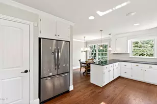 3620 Alamance Dr, Raleigh, NC 27609 - Photo 18