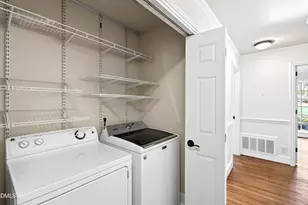 3620 Alamance Dr, Raleigh, NC 27609 - Photo 32
