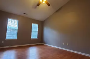 104 Wellspring Dr, Holly Springs, NC 27540 - Photo 8