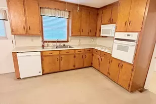 5005 Gatewood Dr, Durham, NC 27712 - Photo 2