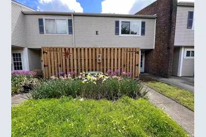 220 Elizabeth Street #Apt E6, Chapel Hill, NC 27514 - Photo 2