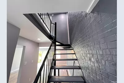 220 Elizabeth Street #Apt E6, Chapel Hill, NC 27514 - Photo 8