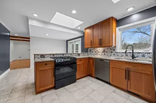 1108 Mayberry Pl, Raleigh, NC 27609 - Photo 12