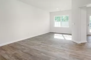 172 Moyer Dr, Graham, NC 27253 - Photo 4