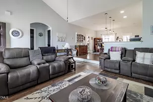 28 Silver Creek Dr, Clayton, NC 27520 - Photo 6