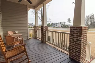 28 Silver Creek Dr, Clayton, NC 27520 - Photo 4