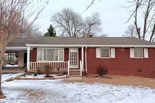 2805 Trail 6, Burlington, NC 27215 - Photo 1