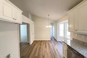 135 Sommerset Dr, Clayton, NC 27520 - Photo 8