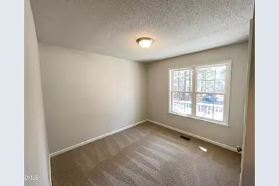 135 Sommerset Drive, Clayton, NC 27520 - Photo 4