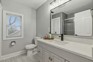 204 Georgetown Rd, Raleigh, NC 27608 - Photo 50