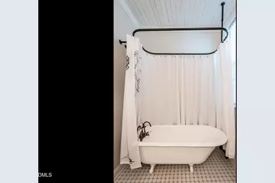 212 W Church Street, Benson, NC 27504 - Photo 34