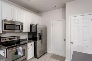 7031 Racine Way, Raleigh, NC 27615 - Photo 6