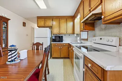 313 S Ethel Street, Selma, NC 27576 - Photo 10