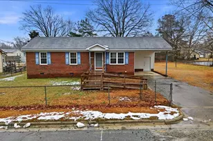 313 S Ethel St, Selma, NC 27576 - Photo 1
