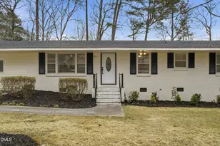 208 Lynnwood Estates Dr, Knightdale, NC 27545 - Photo 2