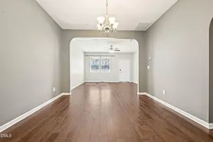 694 Wickham Ridge Rd, Apex, NC 27539 - Photo 12