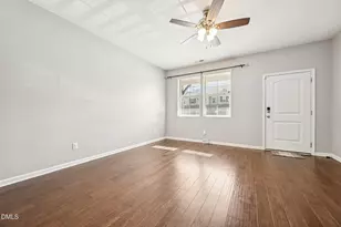 694 Wickham Ridge Rd, Apex, NC 27539 - Photo 8