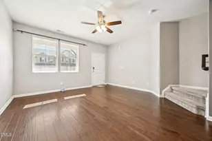 694 Wickham Ridge Rd, Apex, NC 27539 - Photo 6