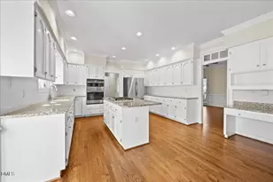 10708 Trappers Creek Dr, Raleigh, NC 27614 - Photo 20