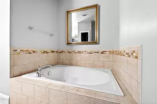 340 Allister Dr, Raleigh, NC 27609 - Photo 20