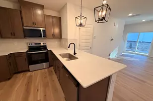 10633 Brookside Reserve Rd, Raleigh, NC 27614 - Photo 4