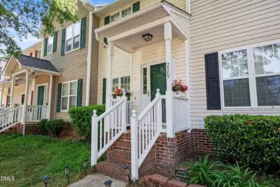 229 Commons Drive, Holly Springs, NC 27540 - Photo 4