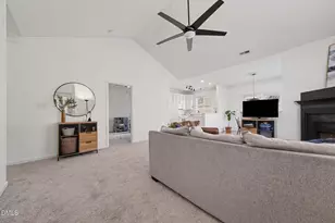 2711 Andover Glen Rd, Raleigh, NC 27604 - Photo 6