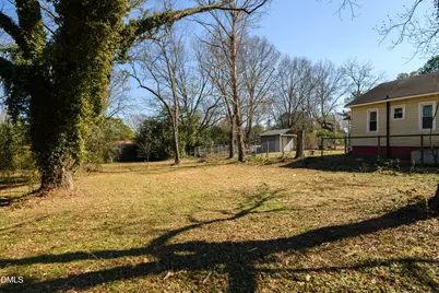 813 Woodrow Street S, Wilson, NC 27893 - Photo 8