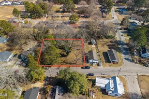813 Woodrow St S, Wilson, NC 27893 - Photo 12