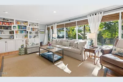 212 E Drewry Lane, Raleigh, NC 27609 - Photo 10