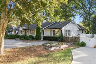 212 E Drewry Ln, Raleigh, NC 27609 - Photo 4