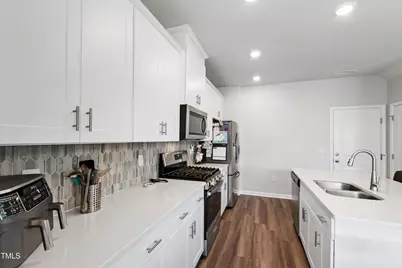 33 White Ash Drive, Clayton, NC 27527 - Photo 8