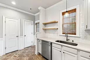 7756 ACC Blvd, Raleigh, NC 27617 - Photo 16