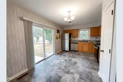 506 Shoreline Drive, Fayetteville, NC 28311 - Photo 4