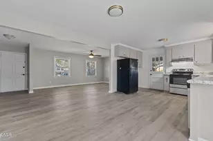 329 S McPherson Church Rd, Fayetteville, NC 28303 - Photo 6