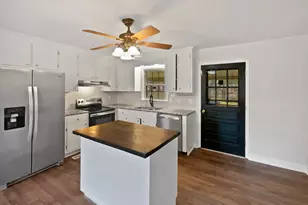 6423 Whitt Rd, Durham, NC 27712 - Photo 2