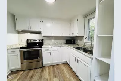 422 Conover Street, Fuquay-Varina, NC 27526 - Photo 8