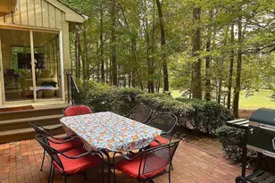 1907 Wedgewood Dr, Sanford, NC 27332 - Photo 2