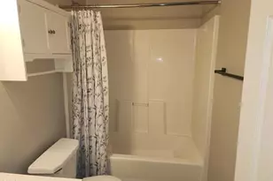 8 Wiltshire Pl, Durham, NC 27713 - Photo 10