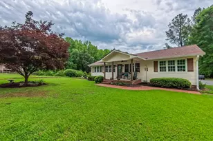41 Maple Cir, Pittsboro, NC 27312 - Photo 2