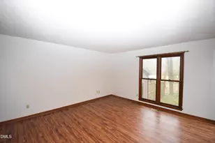 106 Bogue Ct, Cary, NC 27511 - Photo 6