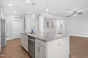 825 Buckner Ct, Fuquay-Varina, NC 27526 - Photo 10