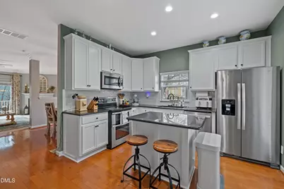 124 Braeside Court, Cary, NC 27519 - Photo 14